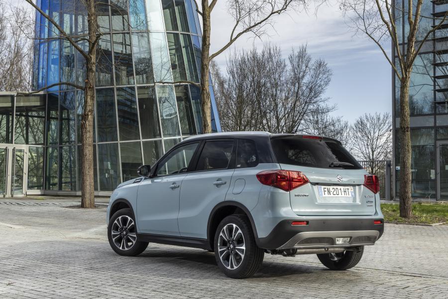  Suzuki Vitara Hybrid AllGrip 2020 года  (WW) (фото 4 из 30)